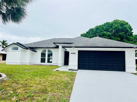 1456 Bevan Dr, Sebastian, FL 32958