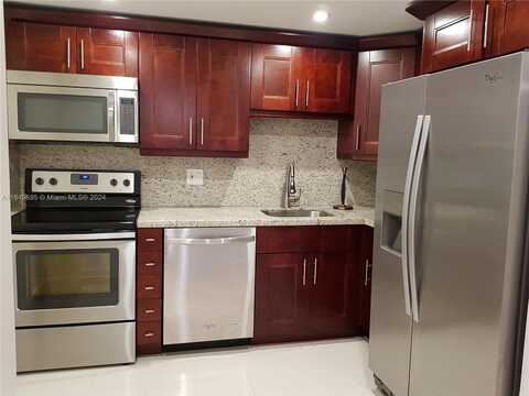 3730 Inverrary Dr, Lauderhill, FL 33319