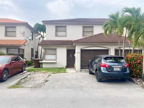 2593 W 60th Pl, Hialeah, FL 33016