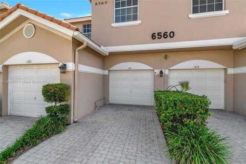 6560 Villa Sonrisa Dr, Boca Raton, FL 33433