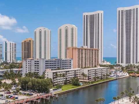 500 Bayview Dr, Sunny Isles Beach, FL 33160