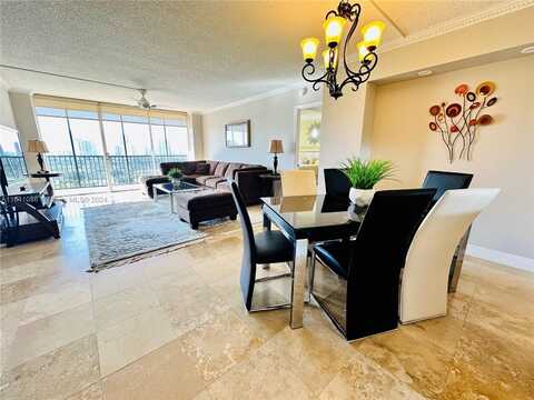 20335 W Country Club Dr, Aventura, FL 33180