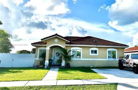 714 SE 12th Ter, Homestead, FL 33033