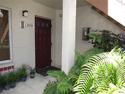 13858 SW 93rd Ln, Miami, FL 33186