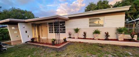 2401 N 57th Ter, Hollywood, FL 33021