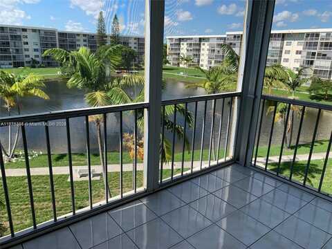 2855 Leonard Dr, Aventura, FL 33160