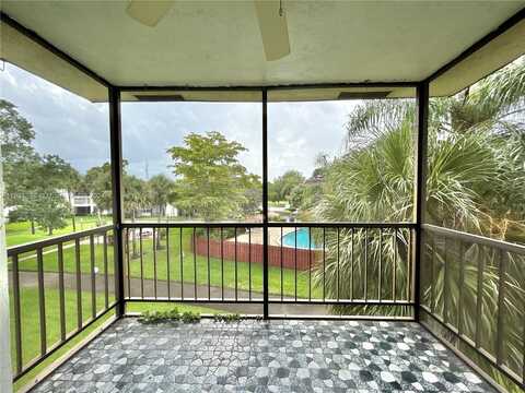 7480 NW 17th St, Plantation, FL 33313