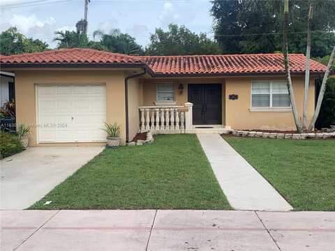 825 El Rado St, Coral Gables, FL 33134