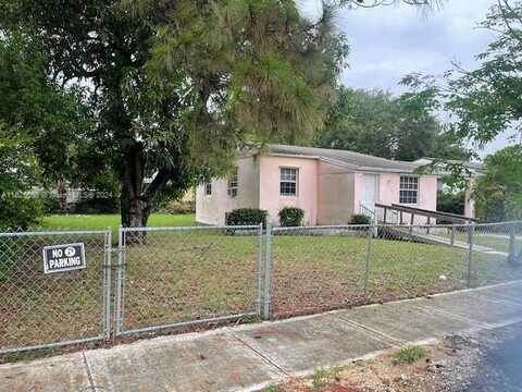 1840 NW 53rd St, Miami, FL 33142