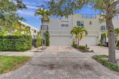 2515 NE 18th St, Fort Lauderdale, FL 33305