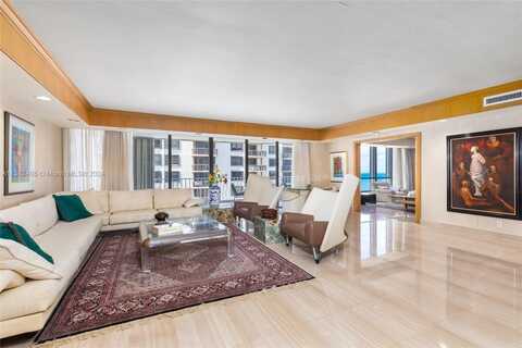 10155 Collins Ave, Bal Harbour, FL 33154