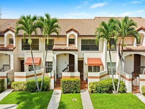 610 Lincoln Ct, Deerfield Beach, FL 33442