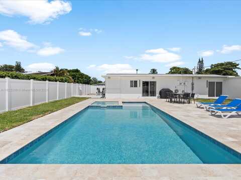 4761 SW 43rd Ter, Dania Beach, FL 33314