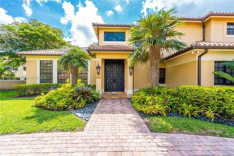 9439 NW 54th Doral Cir Ln, Doral, FL 33178