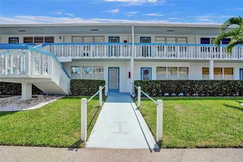 122 Oakridge I, Deerfield Beach, FL 33442