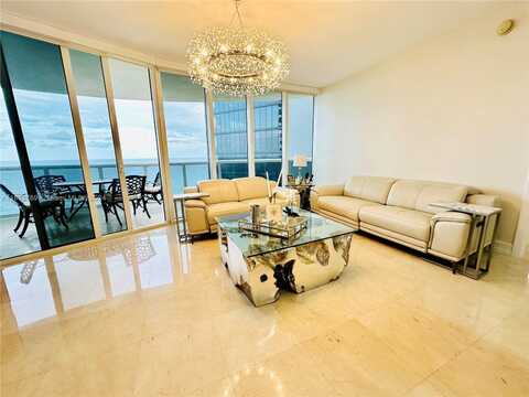 17201 Collins Ave, Sunny Isles Beach, FL 33160