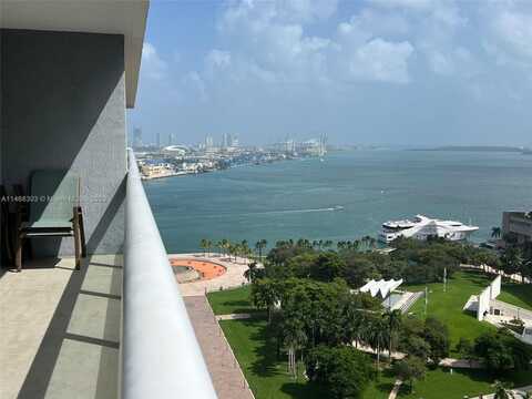 50 Biscayne Blvd, Miami, FL 33132