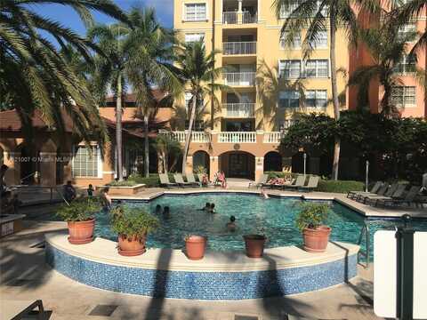 19801 E Country Club Dr, Aventura, FL 33180