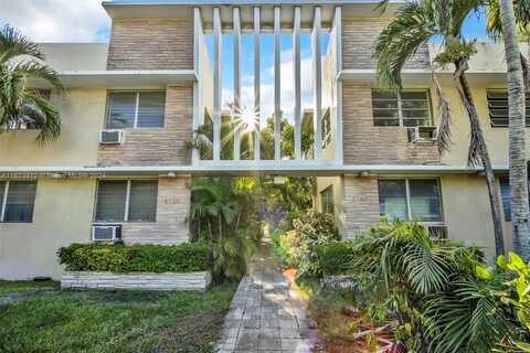 4740 Pine Tree Dr, Miami Beach, FL 33140