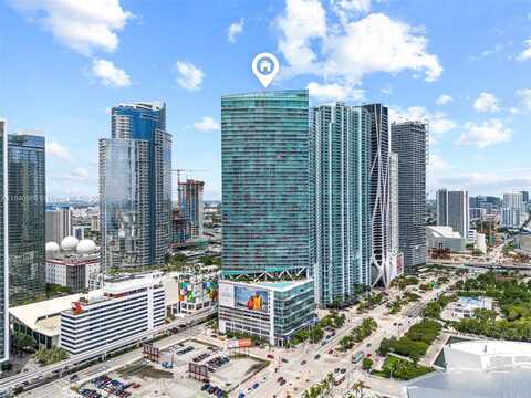 888 Biscayne Blvd, Miami, FL 33132