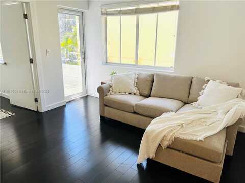 551 Michigan Ave, Miami Beach, FL 33139