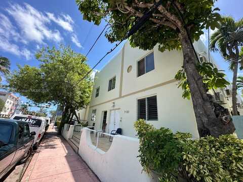 7920 Harding Ave, Miami Beach, FL 33141