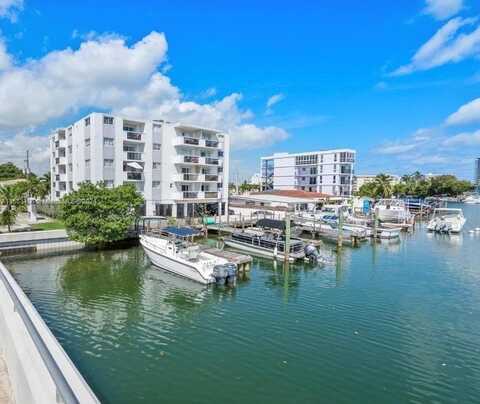 8101 Crespi Blvd #3, Miami Beach, FL 33141