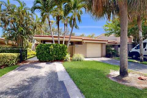 400 Saint Andrews Rd, Hollywood, FL 33021