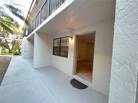 3215 NW 102nd Ter, Coral Springs, FL 33065