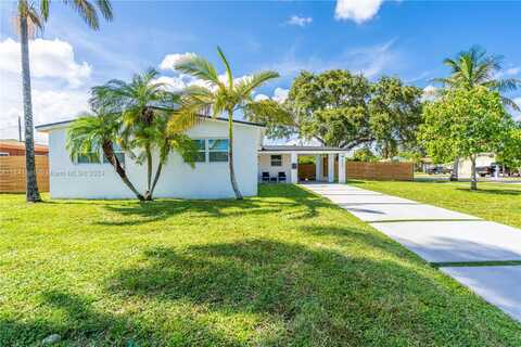 6601 Arthur St, Hollywood, FL 33024