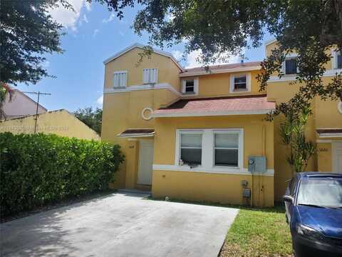 1664 NE 5th St, Homestead, FL 33033