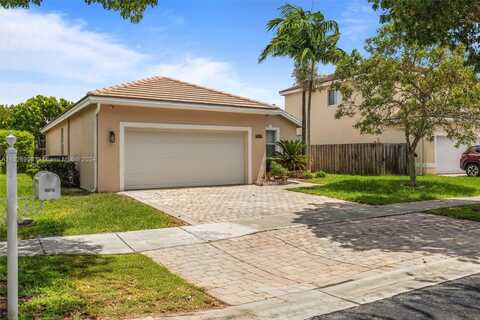 3079 SE 6th St, Homestead, FL 33033