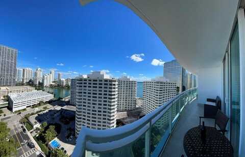 950 Brickell Bay Dr, Miami, FL 33131