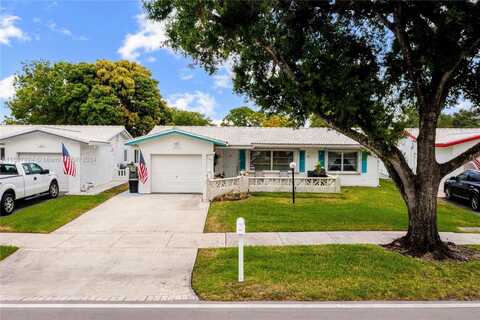 1441 W Campanelli Dr, Plantation, FL 33322