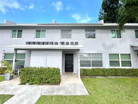 4269 Coral Springs Dr, Coral Springs, FL 33065