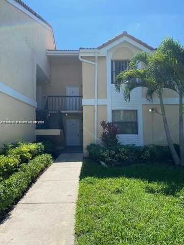 5841 Riverside Dr, Coral Springs, FL 33067