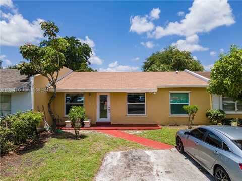 19458 NW 28th Pl, Miami Gardens, FL 33056