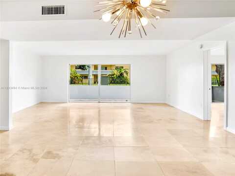 7401 SW 82nd St, Miami, FL 33143