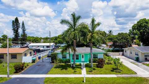 3951 NW 168th Ter, Miami Gardens, FL 33055