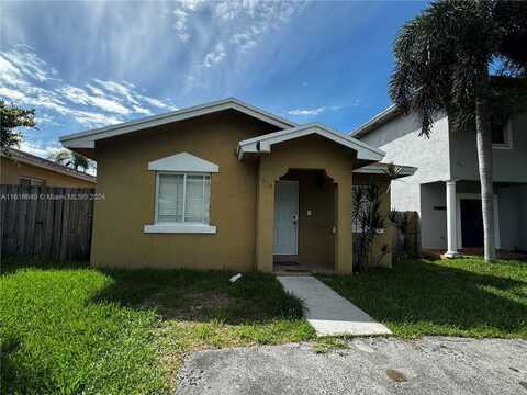 910 SW 8th Pl, Florida City, FL 33034