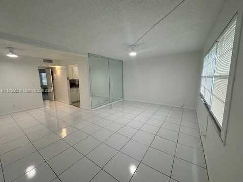 13455 SW 9th Ct, Pembroke Pines, FL 33027