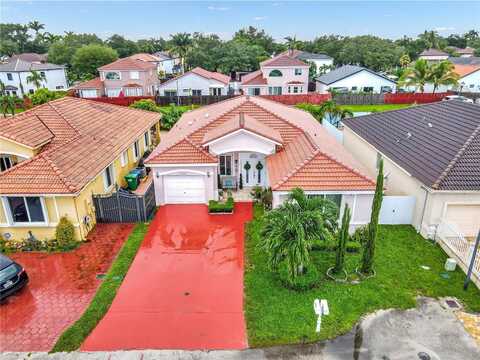 19834 NW 81st Pl, Hialeah, FL 33015