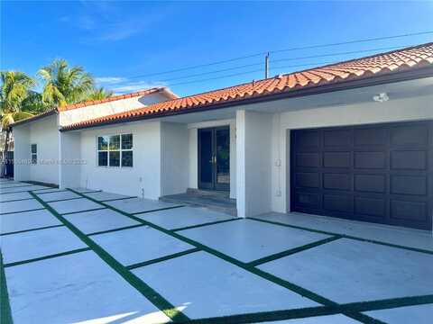 14520 SW 71st Ln, Miami, FL 33183