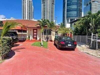 18605 Atlantic Blvd, Sunny Isles Beach, FL 33160