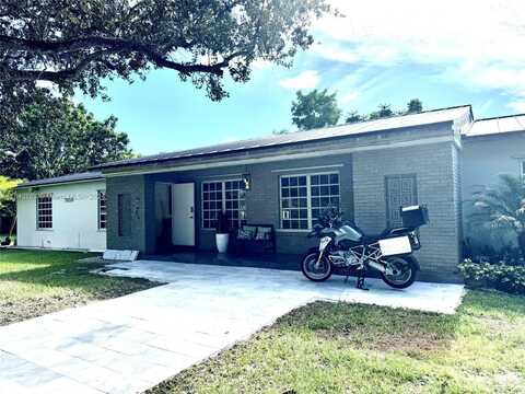 7650 SW 78th Ct, Miami, FL 33143