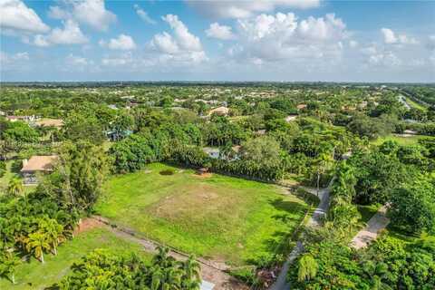 135 Sw Ave, Southwest Ranches, FL 33330