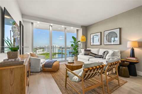 16385 Biscayne Blvd, North Miami Beach, FL 33160