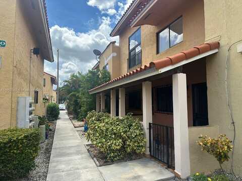 2745 W 60th Pl, Hialeah, FL 33016