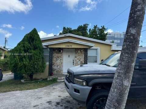 10670 SW 4th St, Sweetwater, FL 33174