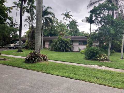 872 Orchid Dr, Plantation, FL 33317